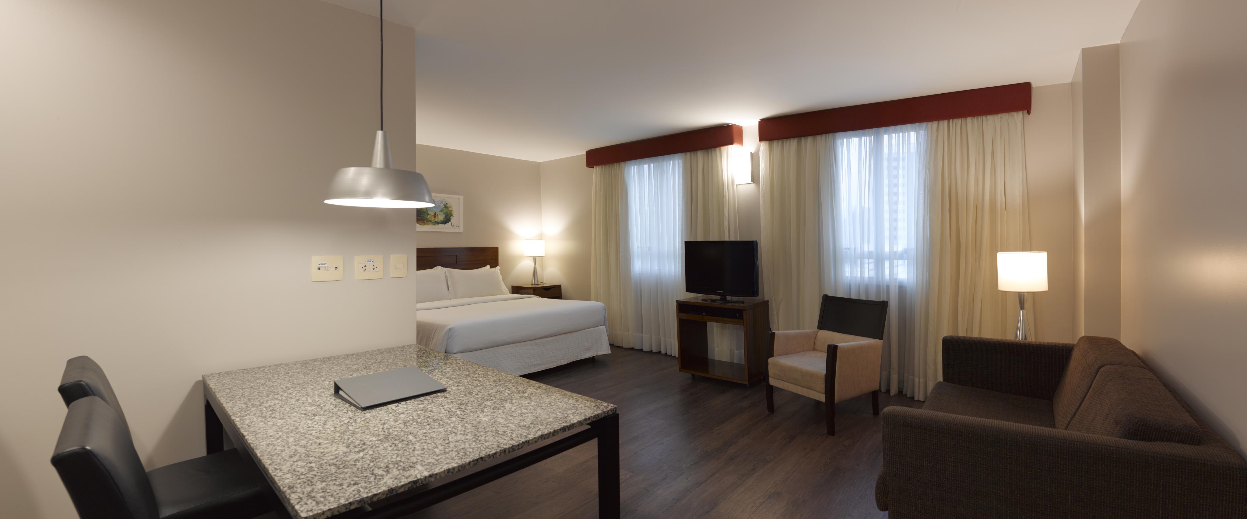 Bourbon Convention Hotel 4*